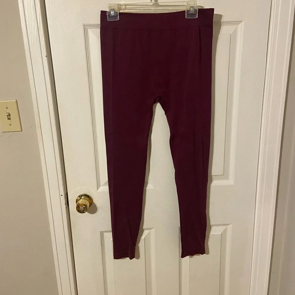 Women’s Maroon Leggings
